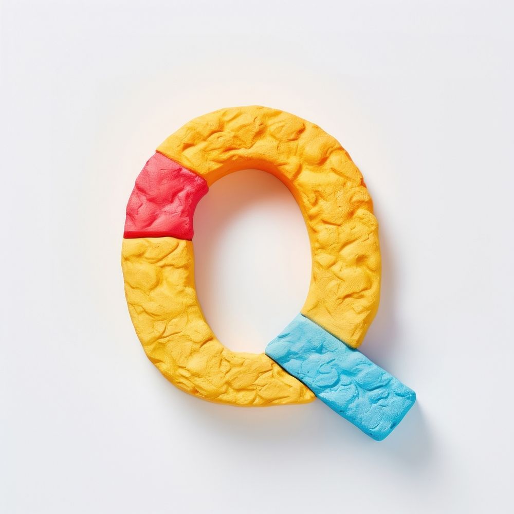Letter Q font text circle yellow.