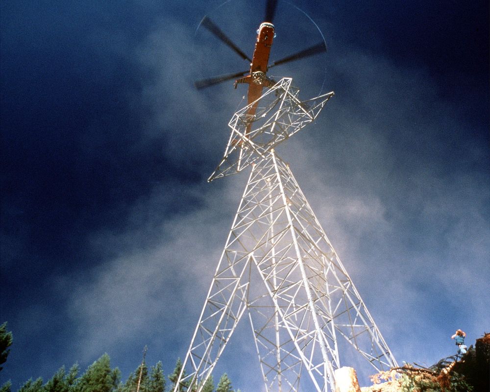 Construction of taft-bell towers.