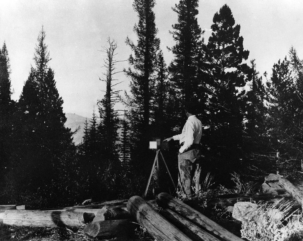 Umpqua NF - Heliograph Use, OR c1911Umpqua National Forest Historic Photo. Original public domain image from Flickr