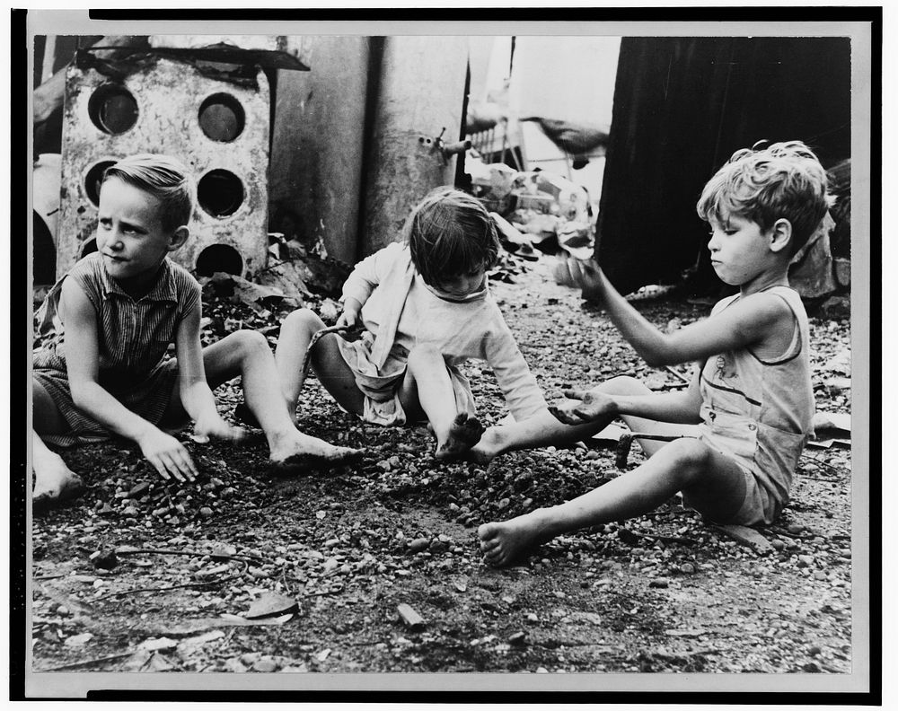 Washington, D.C. Children at play. Sourced from the Library of Congress.