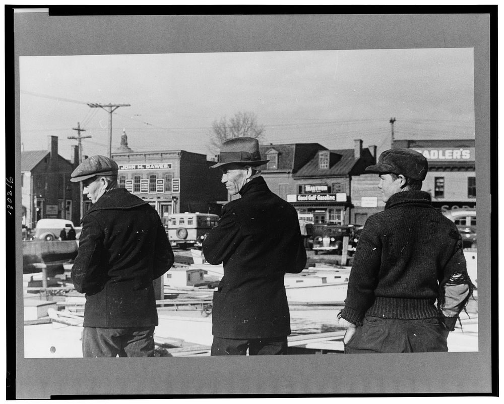 Men at the wharves, Annapolis, Maryland. Sourced from the Library of Congress.