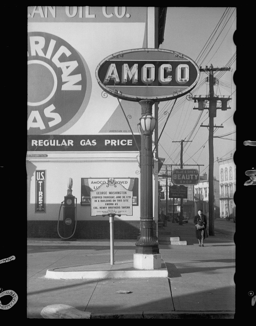 [Untitled photo, possibly related to: Gas station, Frederick, Maryland]. Sourced from the Library of Congress.