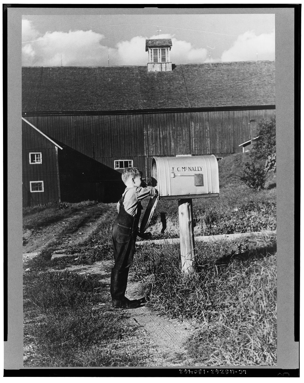 Looking for the mail, McNally farm, Kirby, Vermont. Sourced from the Library of Congress.