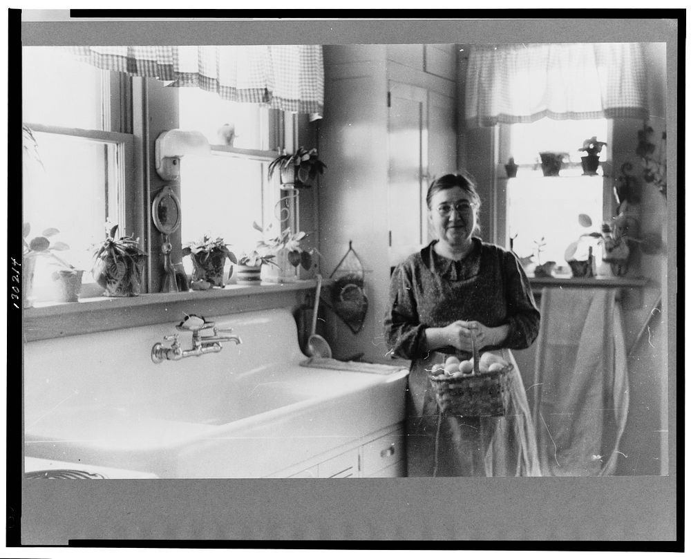 Mrs. Haubeil in her kitchen of her home, Ross County, Ohio. Sourced from the Library of Congress.