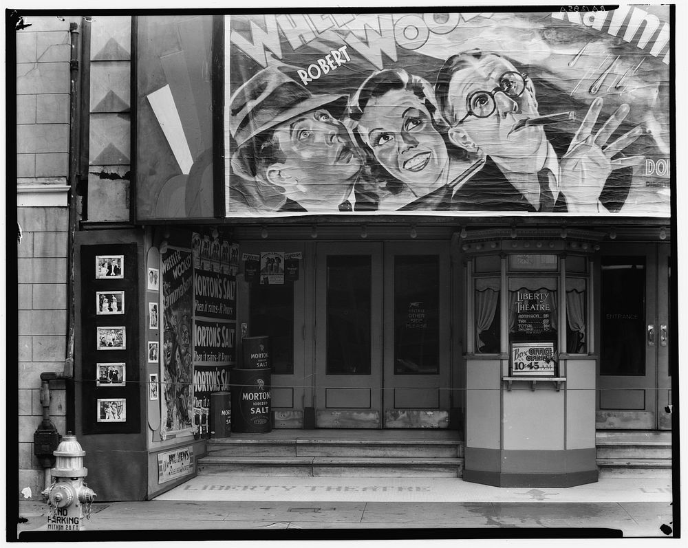Movie theatre on Saint Charles Street. Liberty Theater, New Orleans, Louisiana. Sourced from the Library of Congress.