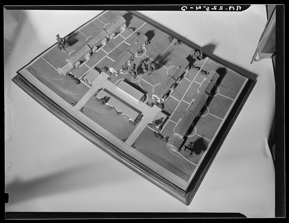 Model houses for Greenbelt, Maryland. Sourced from the Library of Congress.