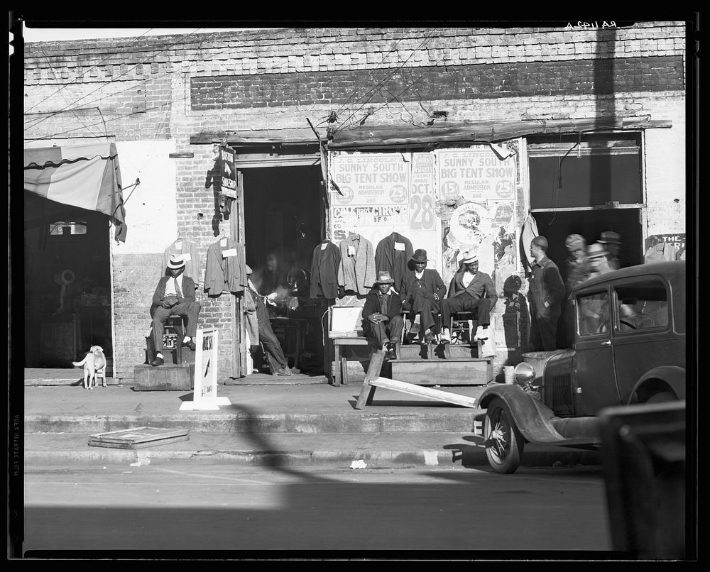 Sidewalk scene in Selma, Alabama. Sourced from the Library of Congress.