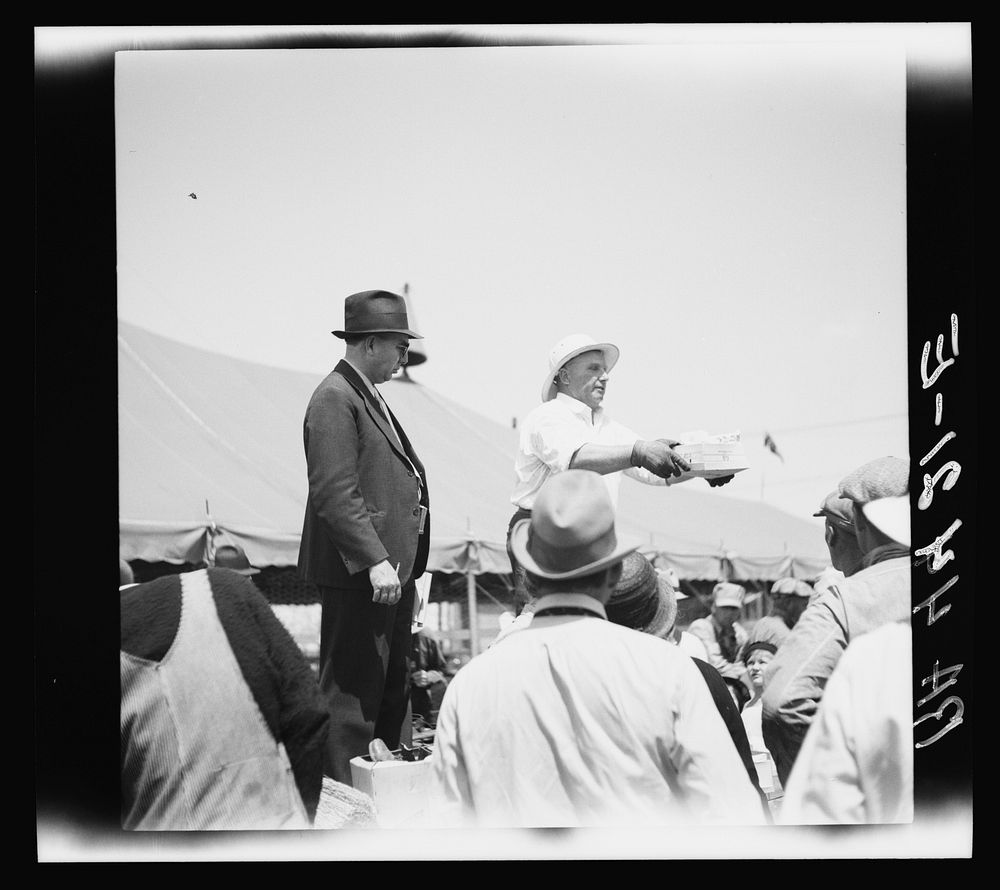 Auction. Kearney, Nebraska. Sourced from the Library of Congress.