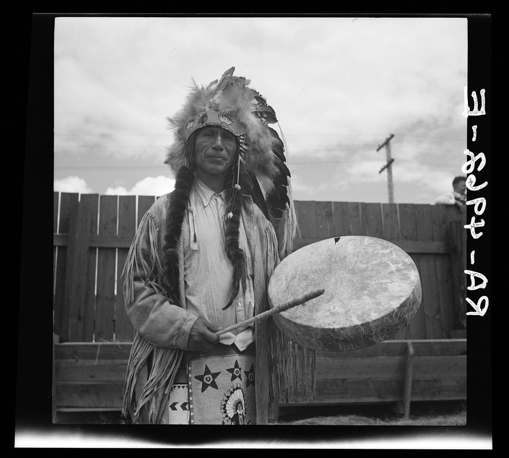 Warm Springs Indian. Molalla, Oregon. Sourced from the Library of Congress.