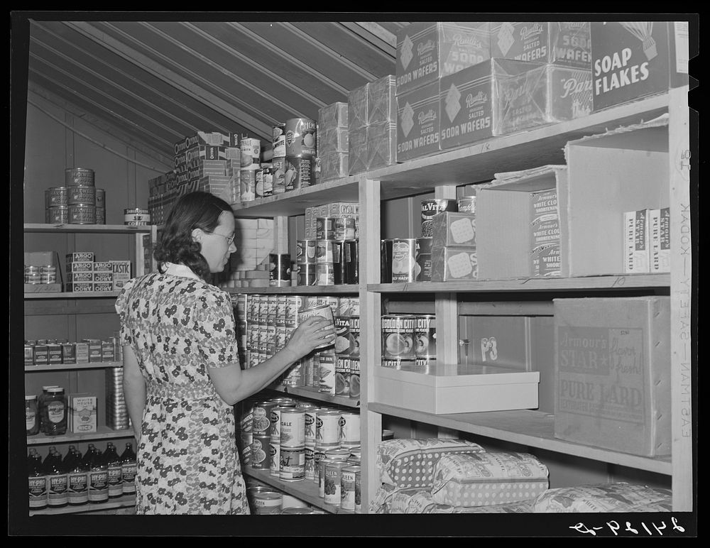 Cooperative store. Shafter migrant camp. Shafter, California. Sourced from the Library of Congress.