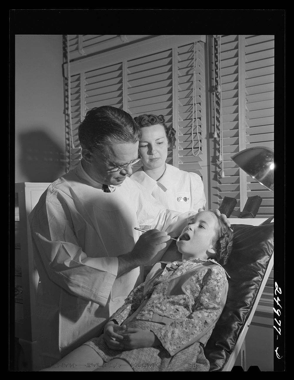 Weslaco, Texas. FSA (Farm Security Administration) camp. Dental clinic. Sourced from the Library of Congress.