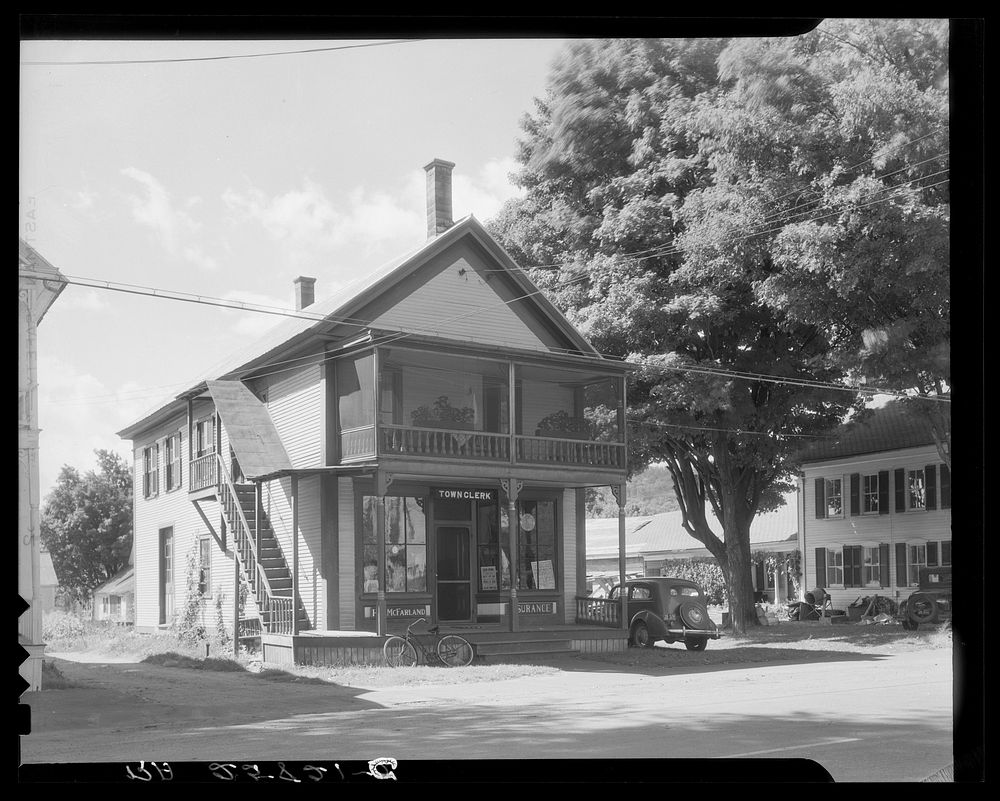 Town clerk's office. Hyde Park, Vermont. Sourced from the Library of Congress.