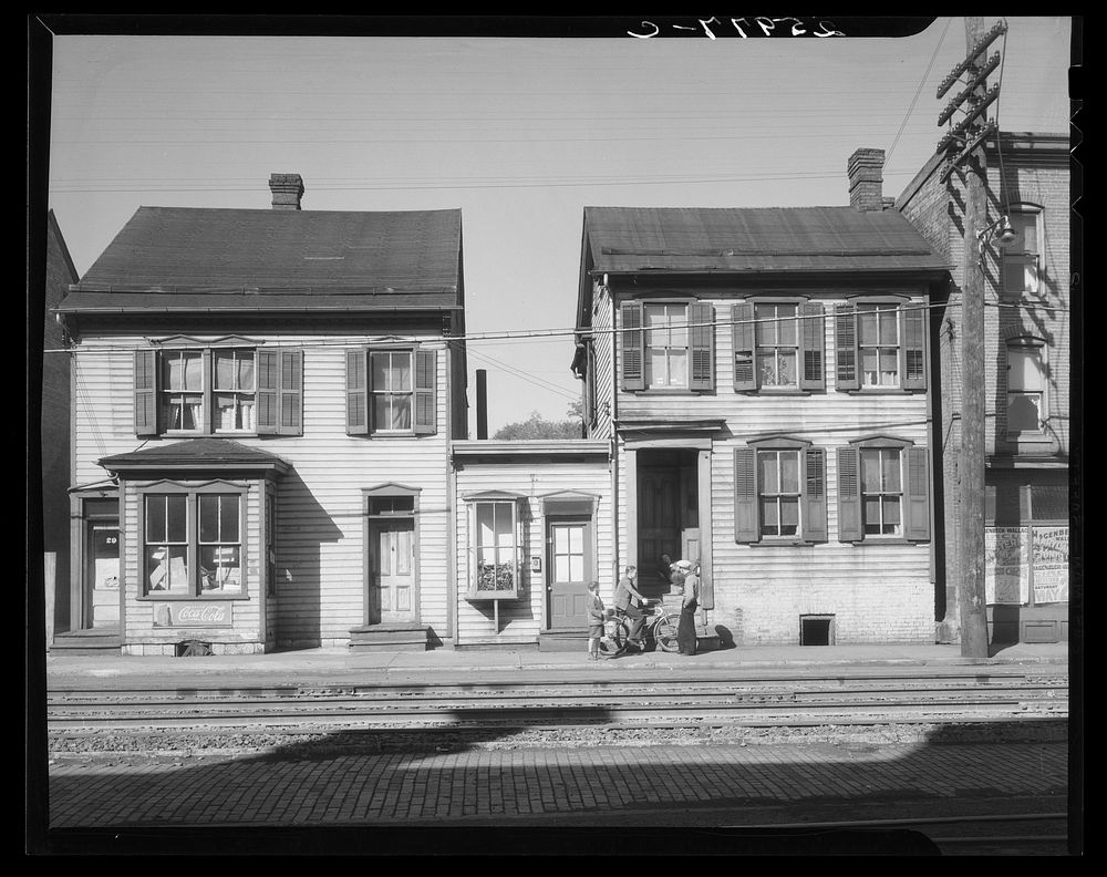 Houses near the railroad. Hagerstown, Maryland. Sourced from the Library of Congress.