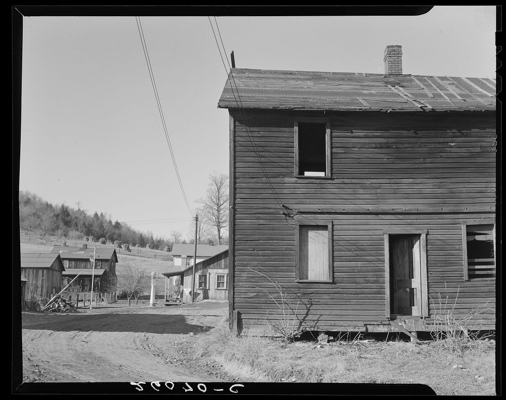 Part of Jennings, Maryland. Ghost lumber town. Sourced from the Library of Congress.