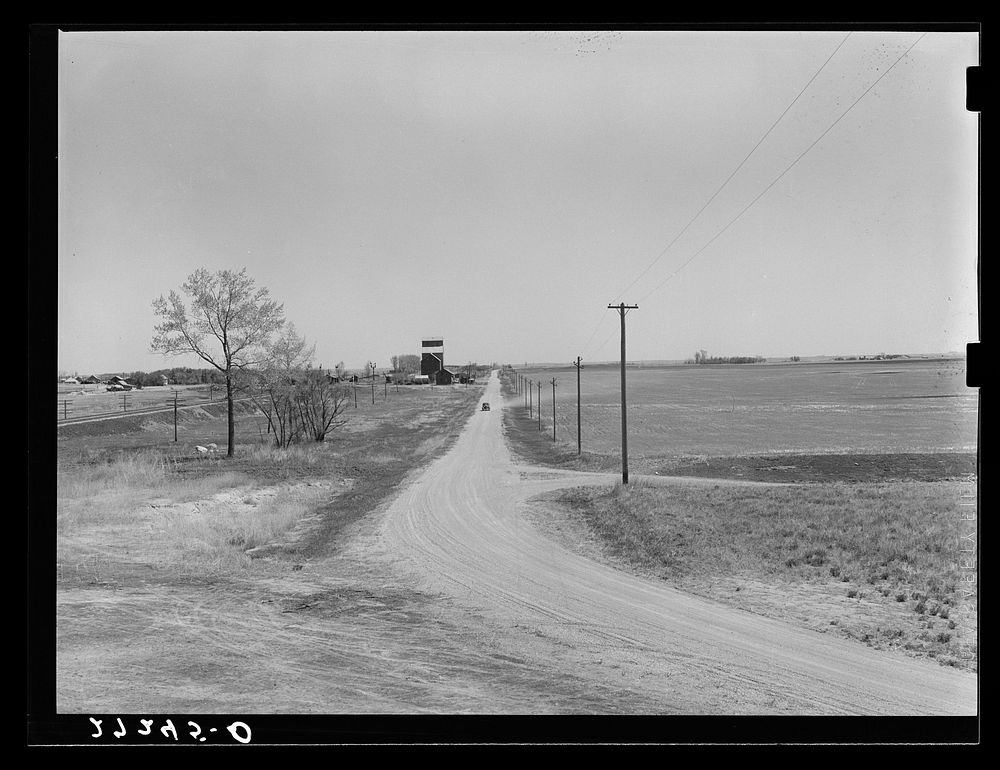 Rural road near Fargo, North Dakota. Sourced from the Library of Congress.