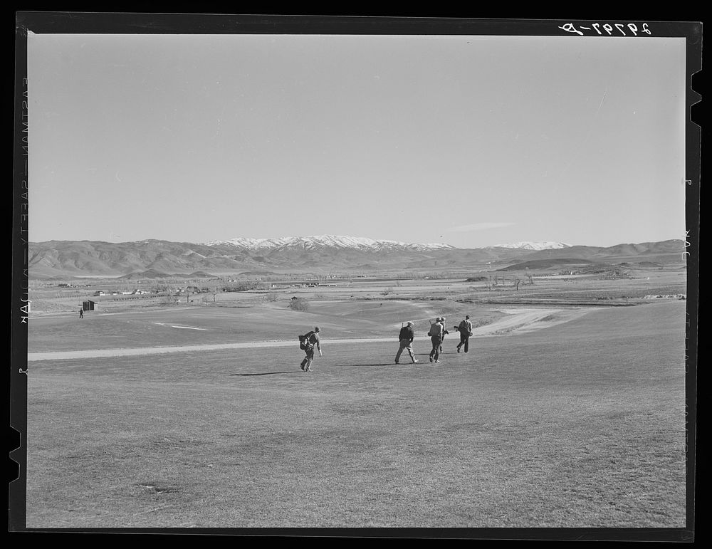 [Untitled photo, possibly related to: Golf course. Reno, Nevada]. Sourced from the Library of Congress.