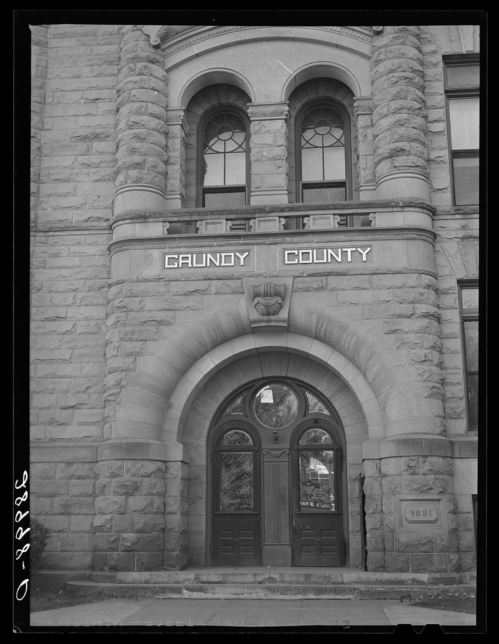 County courthouse. Grundy Center, Iowa. Sourced from the Library of Congress.