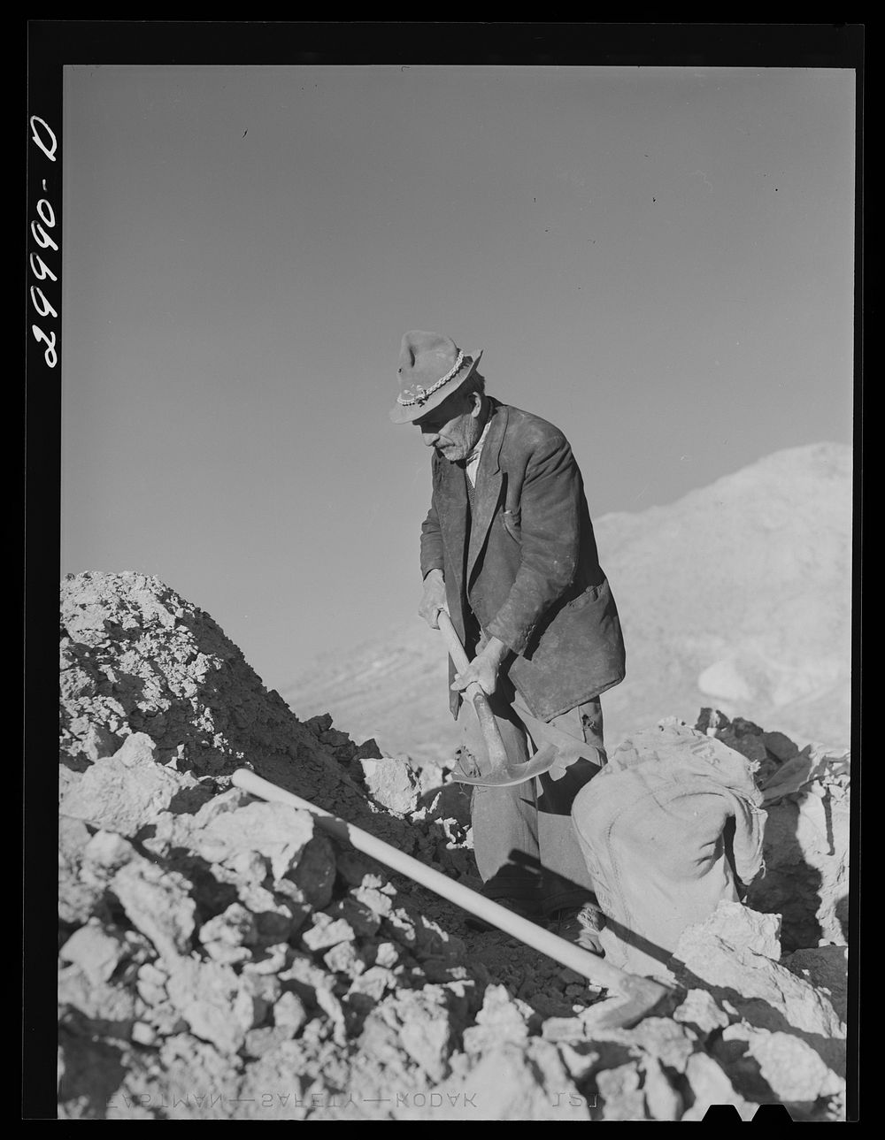 [Untitled photo, possibly related to: Rocky Mountain George, old prospector, at his diggings. Esmeralda County, Nevada].…