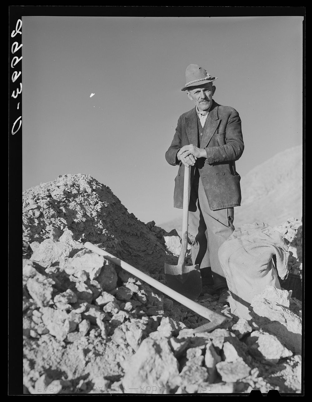 Rocky Mountain George, old prospector, at his diggings. Esmeralda County, Nevada. Sourced from the Library of Congress.