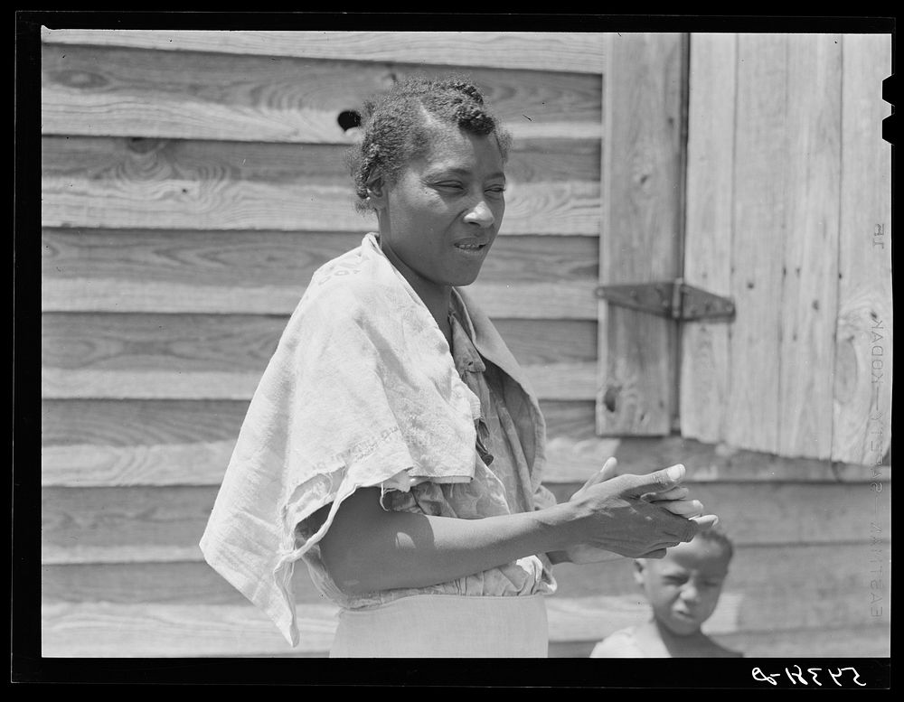 [Untitled photo, possibly related to: Bayou Bourbeaux plantation operated by Bayou Bourbeaux farmstead association, a…