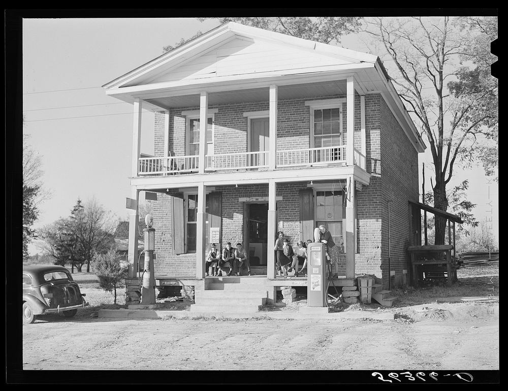 Old country store. Prospect Hill, Caswell County, North Carolina. Sourced from the Library of Congress.
