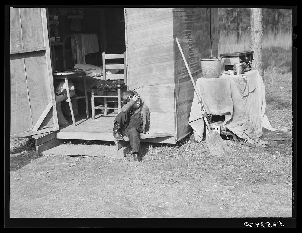 [Untitled photo, possibly related to: Mrs. M.C. Ray from Mangum, Louisiana. Wife of construction worker at Camp Livingston…
