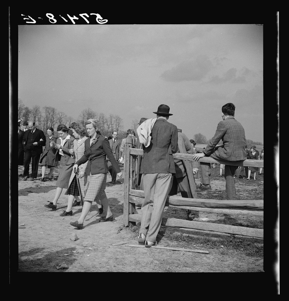 [Untitled photo, possibly related to: Spectators at the Point-to-Point Cup race of the Maryland Hunt Club. Worthington…