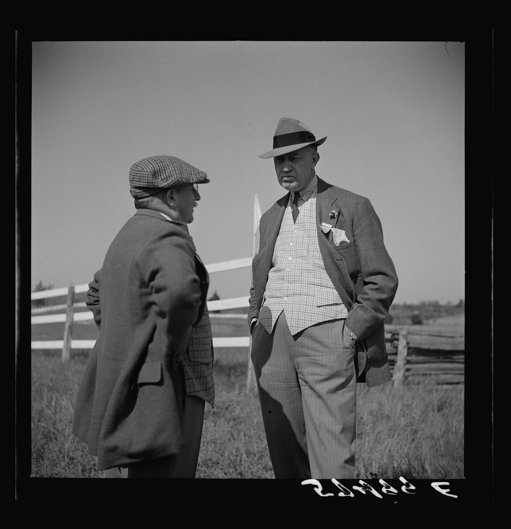 Judges at the horse races. Warrenton, Virginia. Sourced from the Library of Congress.