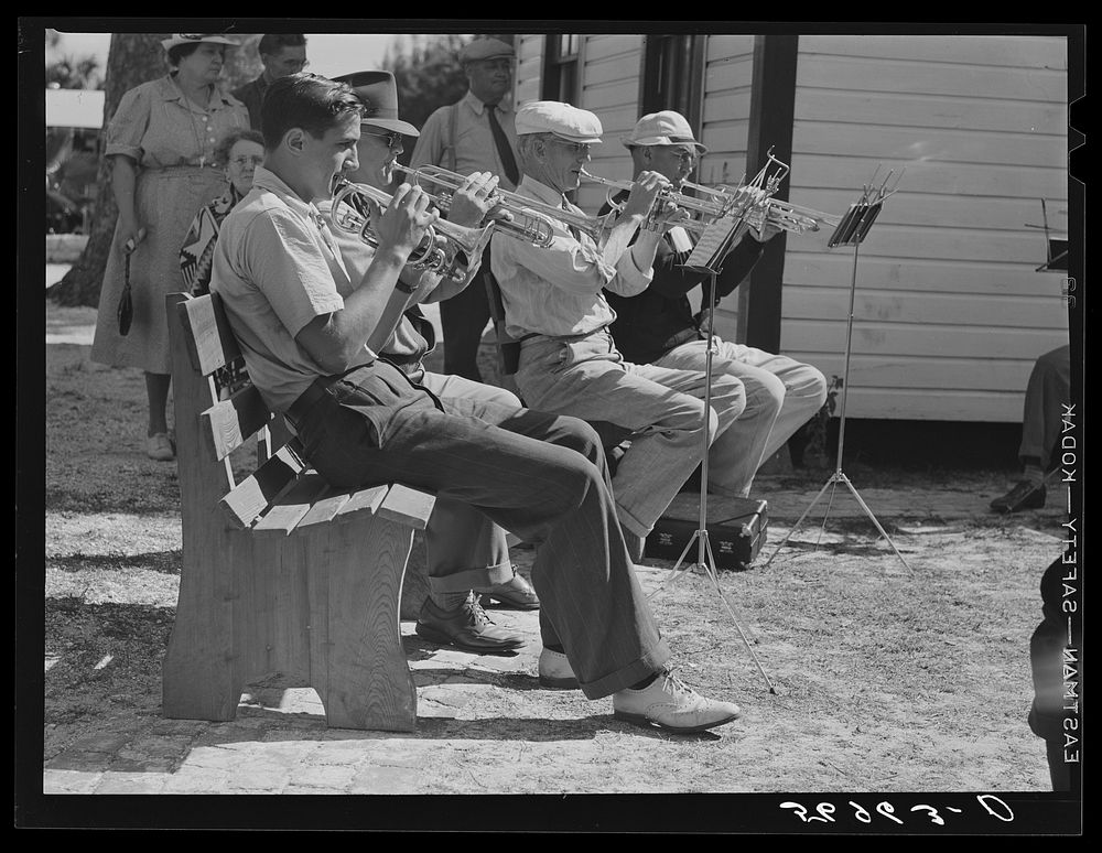 Band composed of guests of trailer park. Sarasota, Florida. Sourced from the Library of Congress.