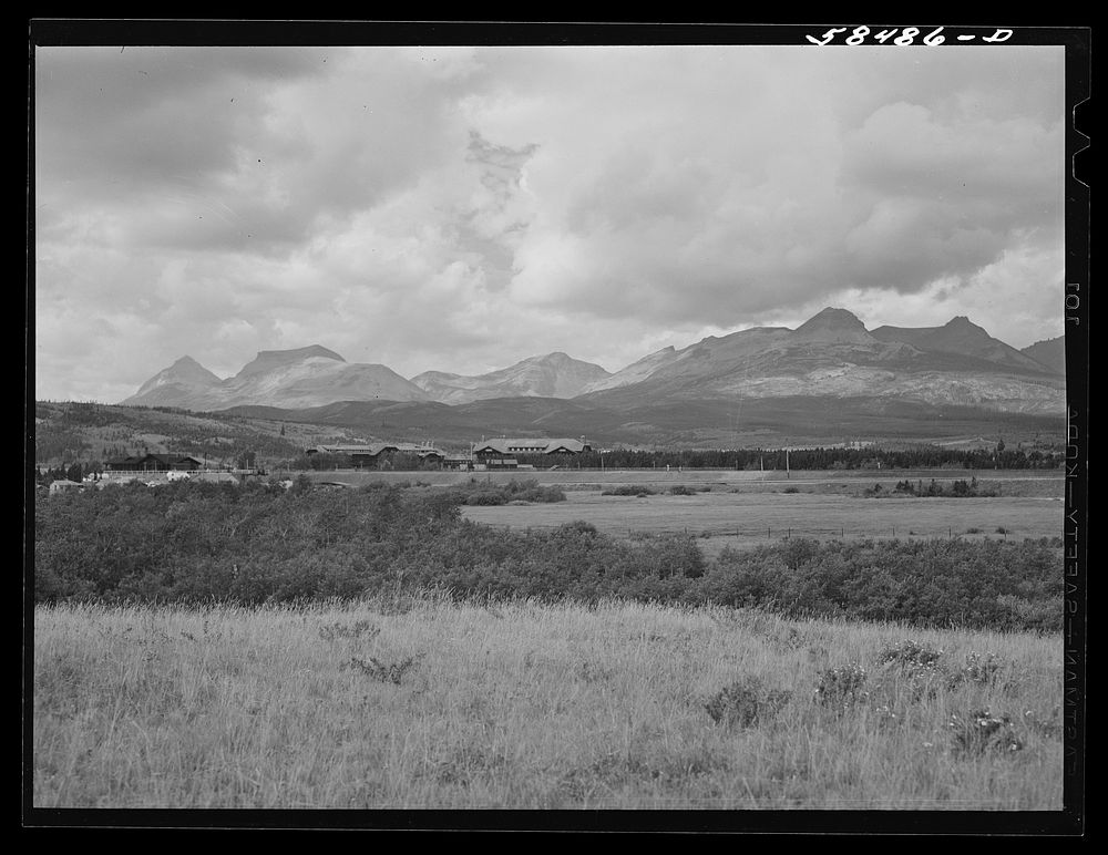 [Untitled photo, possibly related to: Glacier Park station, Montana.]. Sourced from the Library of Congress.