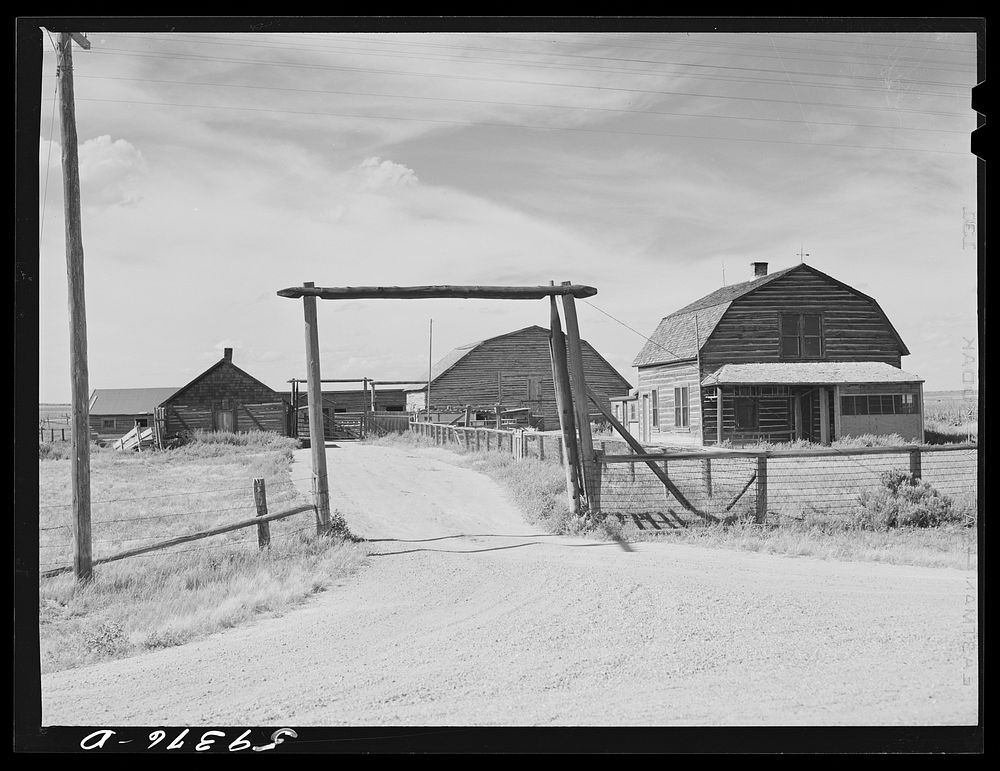 Ranch building, Laramie, Wyoming. Sourced from the Library of Congress.