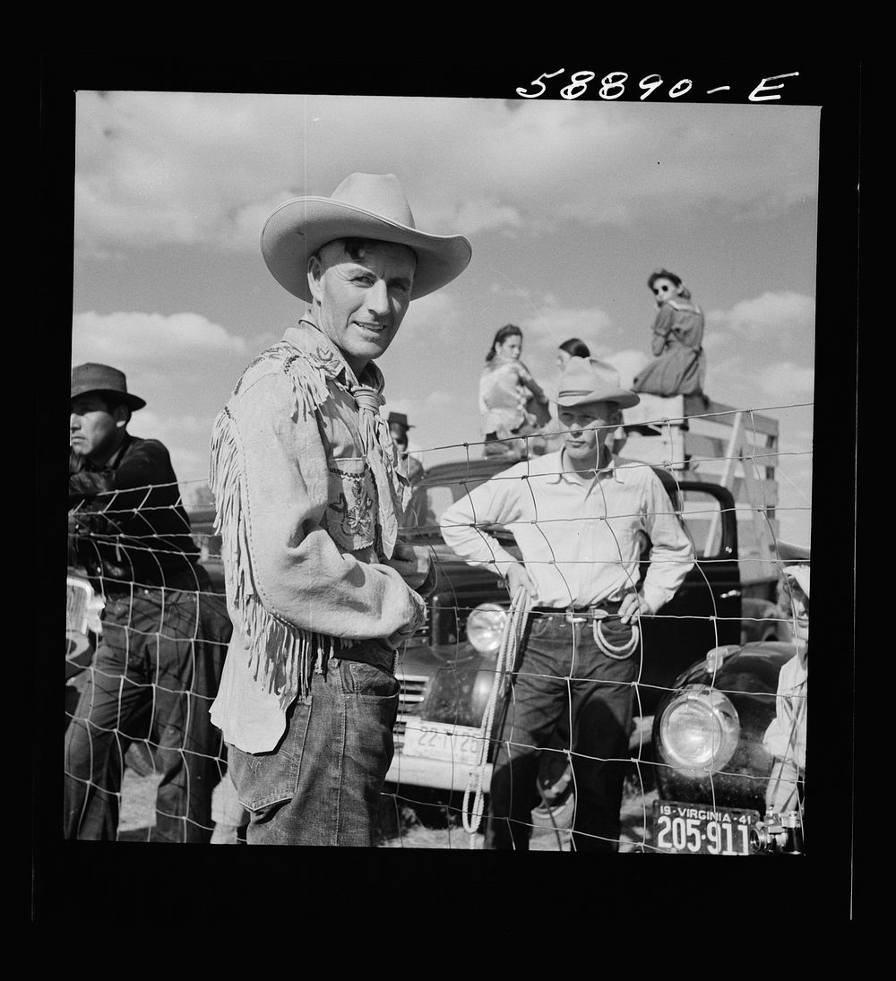 Lyman Brewster of Quarter Circle U Ranch at rodeo in Ashland, Montana. Sourced from the Library of Congress.