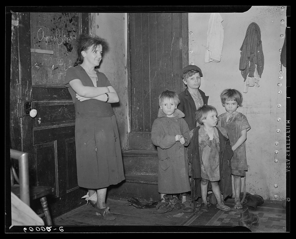 Wife and children of coal miner. Kempton, West Virginia. Sourced from the Library of Congress.