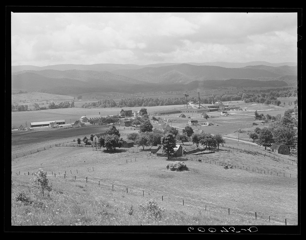 Tygart Valley Homesteads, West Virginia. Free Photo rawpixel
