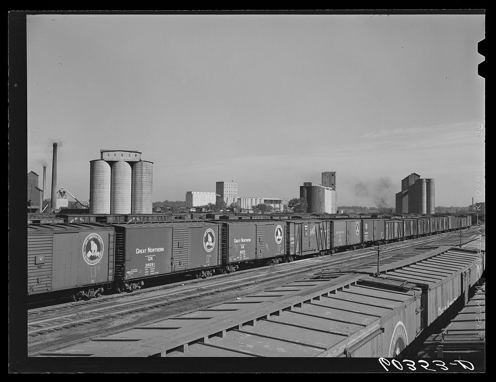 Part of the grain elevator district. Minneapolis, Minnesota. Sourced from the Library of Congress.