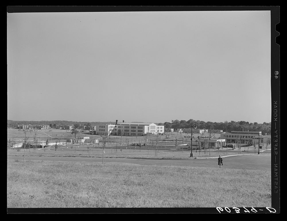 Greenhills, Ohio. Swimming pool, community center, business district. Sourced from the Library of Congress.