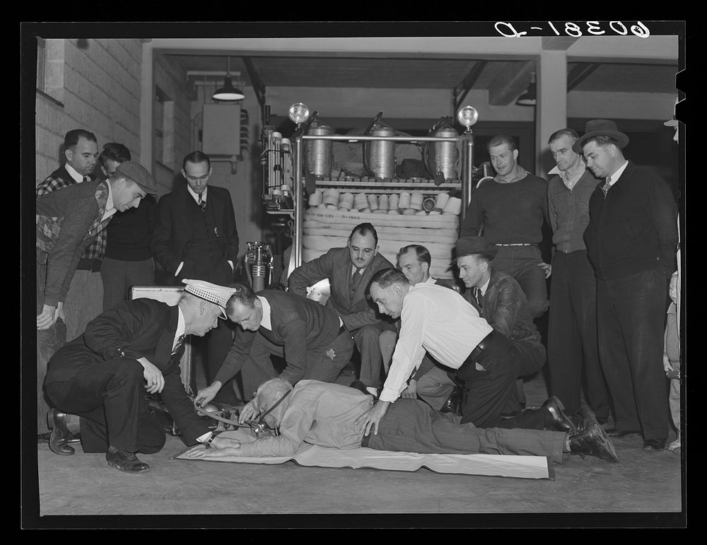 First aid class for members of volunteer fire department. Greenhills, Ohio. Sourced from the Library of Congress.