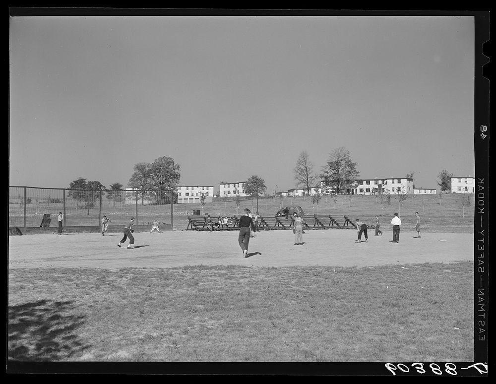 [Untitled photo, possibly related to: Baseball game. Greenhills, Ohio]. Sourced from the Library of Congress.