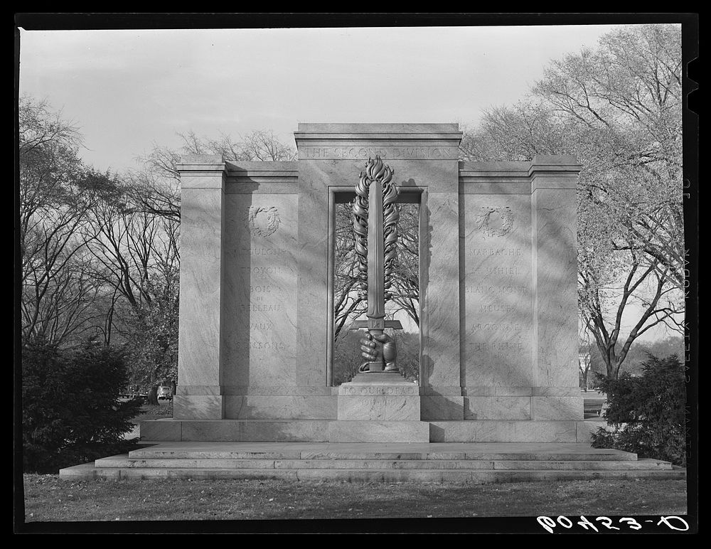 2nd Division Monument. Washington, D.C.. Sourced from the Library of Congress.