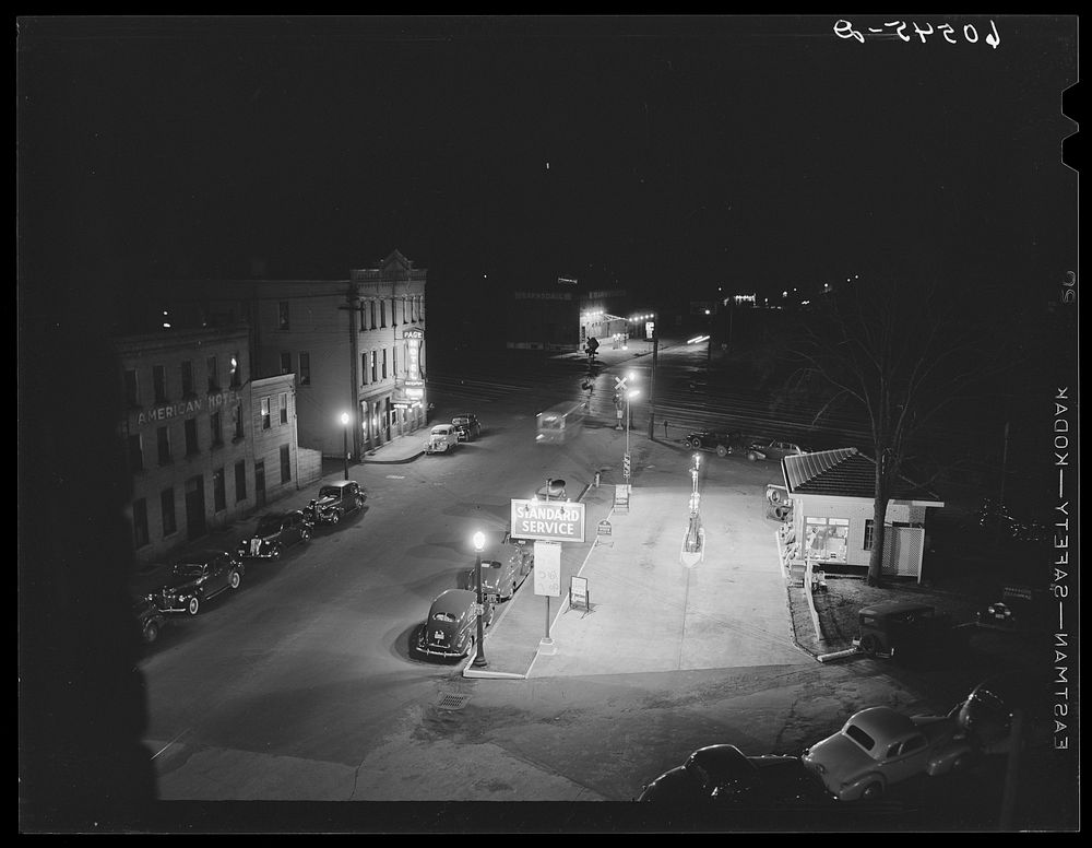 Gas station at night. Dubuque, Iowa. Sourced from the Library of Congress.