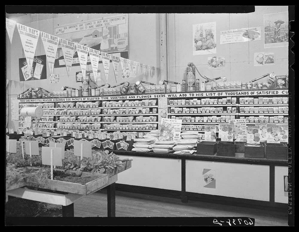 Seed store. Marshalltown, Iowa. Sourced from the Library of Congress.