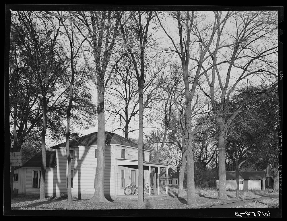 Residence. Erie, Kansas. Sourced from the Library of Congress.