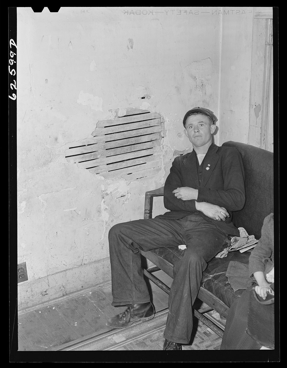 Boy from North Carolina farm who now works at National Tent and Awning Company. Norfolk, Virginia. Sourced from the Library…