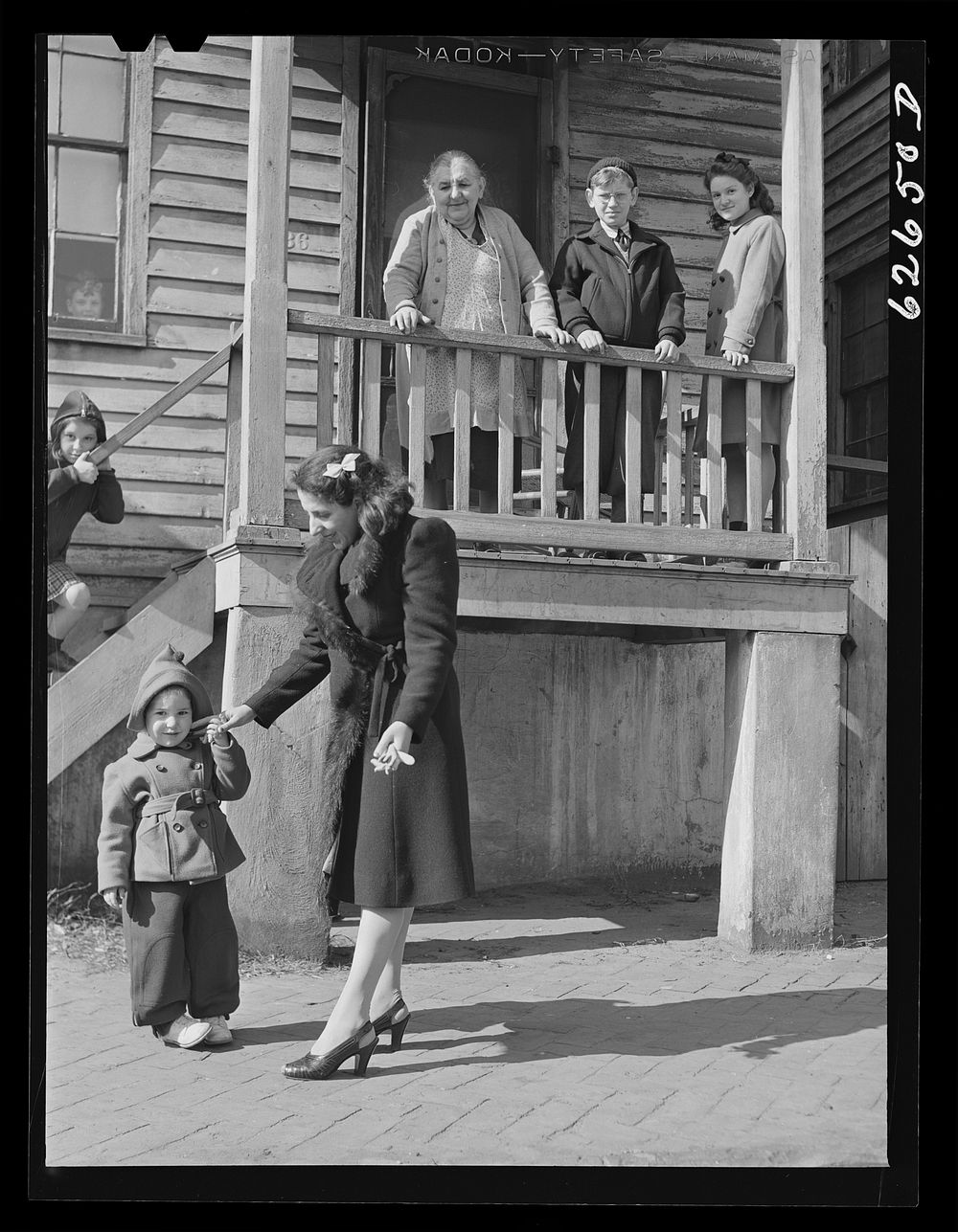 [Untitled photo, possibly related to: Portsmouth, Virginia]. Sourced from the Library of Congress.
