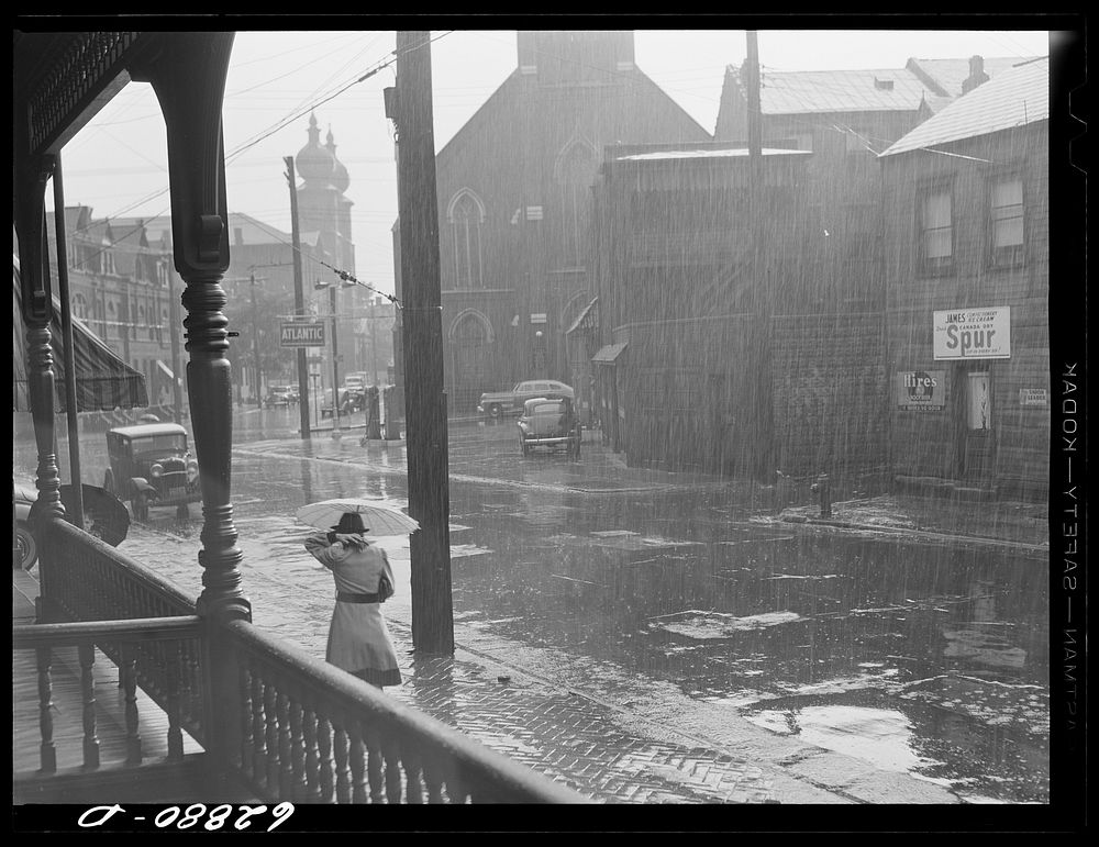 Rain. Pittsburgh, Pennsylvania. Sourced from the Library of Congress.