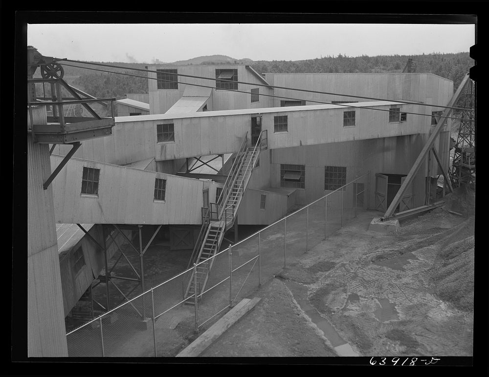 Concentration plant for Danube Mine near Bovey, Minnesota. Sourced from the Library of Congress.