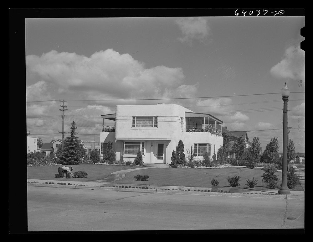 House in Hibbing, Minnesota. Sourced from the Library of Congress.