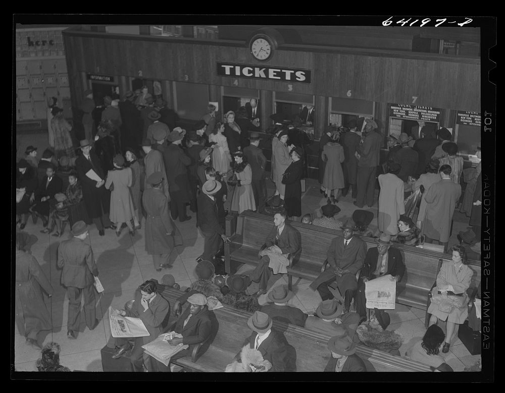 Washington, D.C. Greyhound bus terminal on the day before Christmas. Sourced from the Library of Congress.