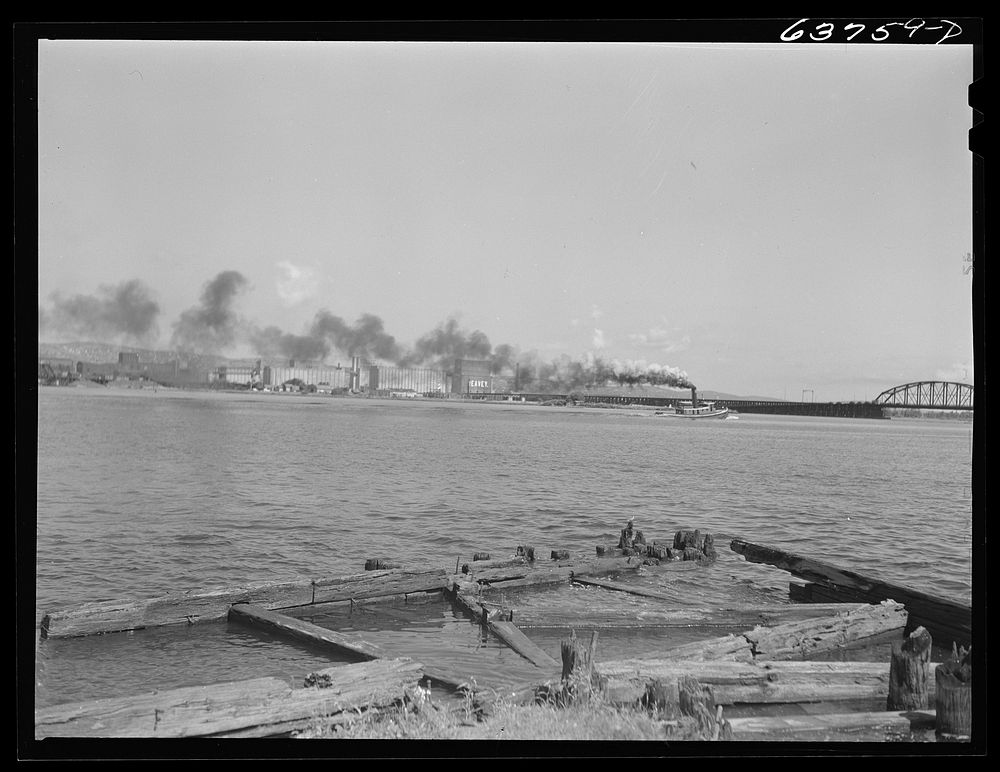 Port of Duluth, Minnesota. Sourced from the Library of Congress.