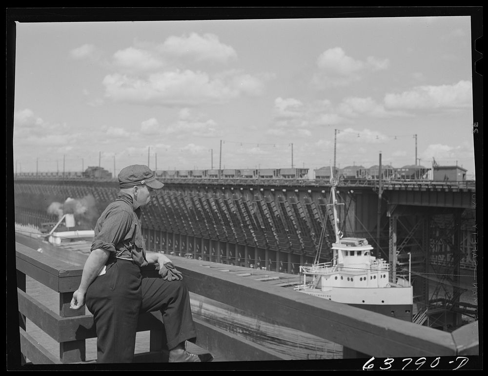 Iron ore docks at Allouez, Wisconsin. Sourced from the Library of Congress.